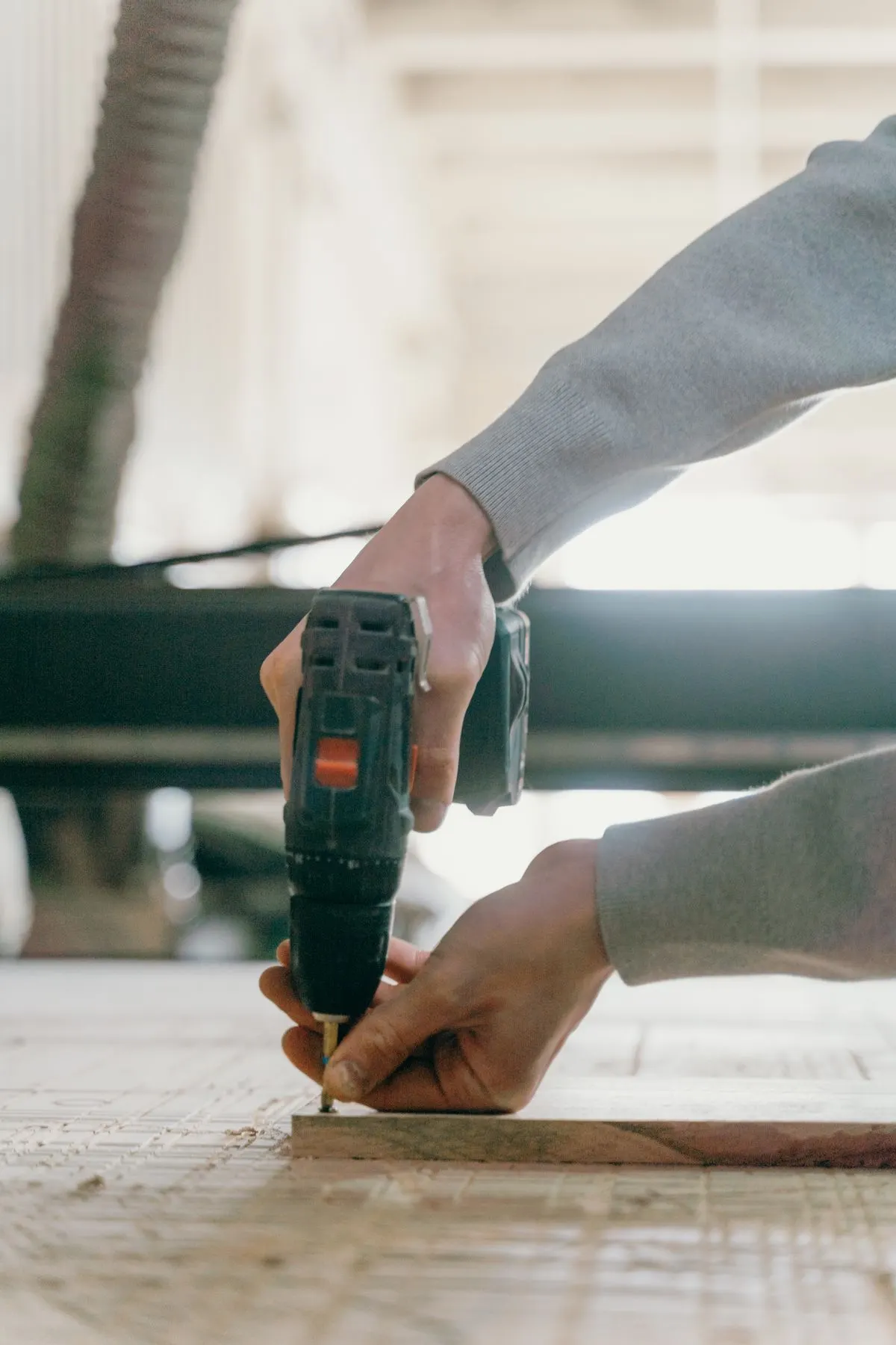 A Zippit pro at work with a drill